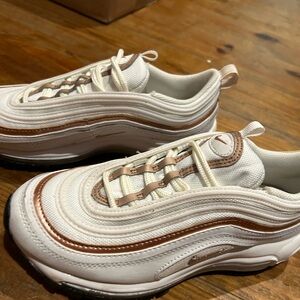 Nike air max